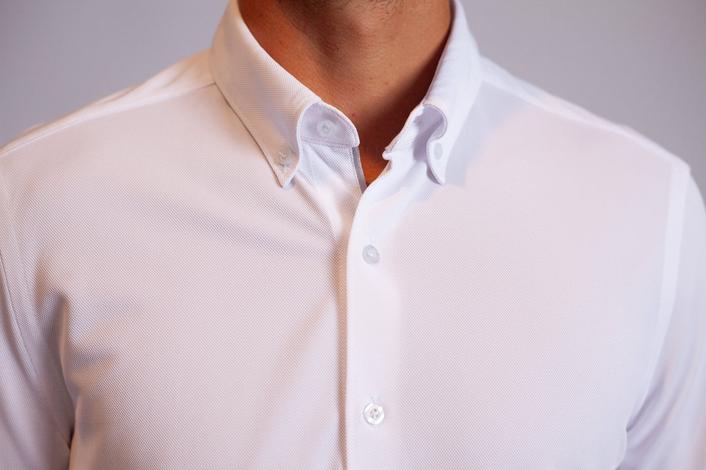 Buki All Season's Short Sleeve Button Down Shirt -collar