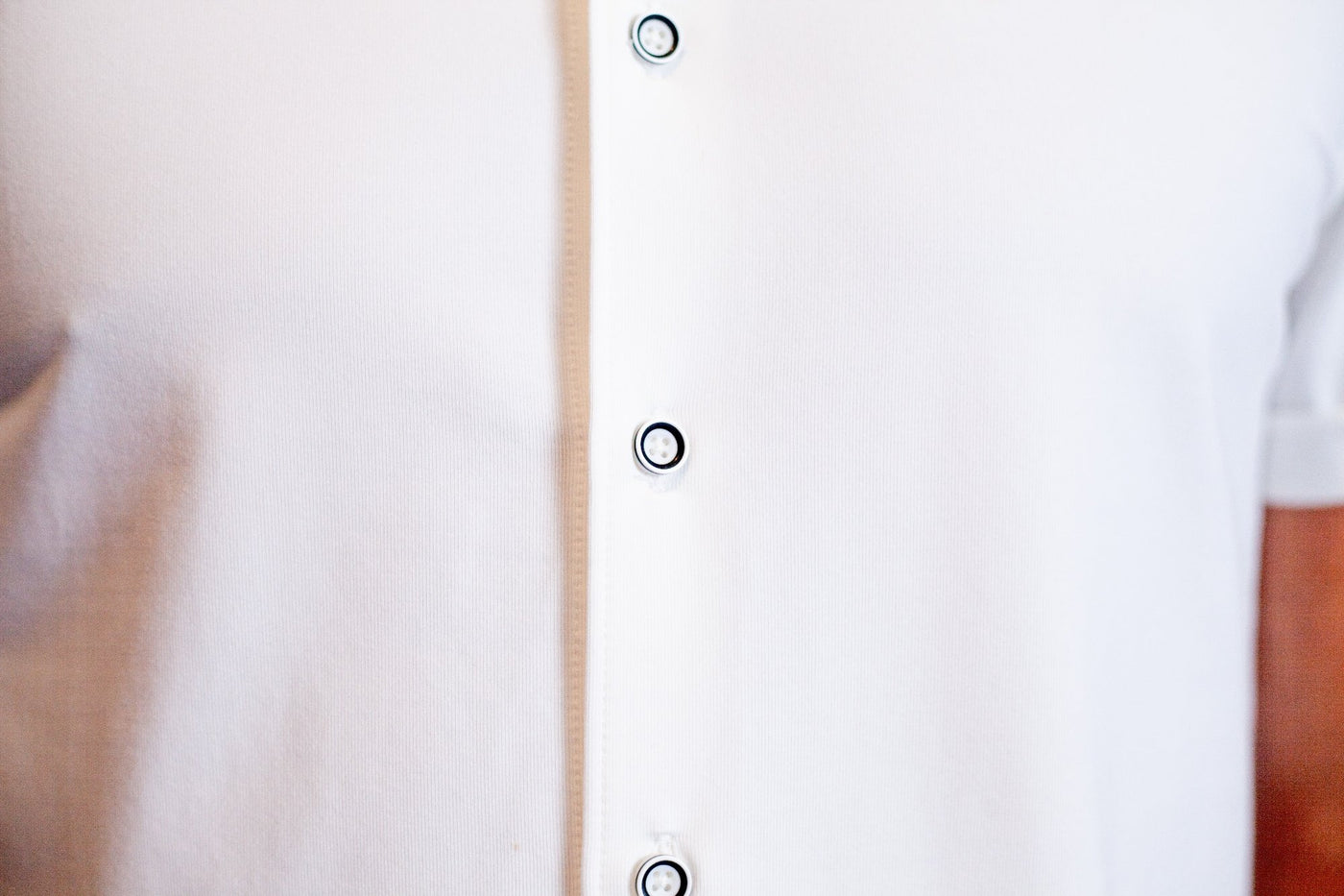 Single Shot SS Shirt, white, button detil-Short Sleeve Shirts-Buki